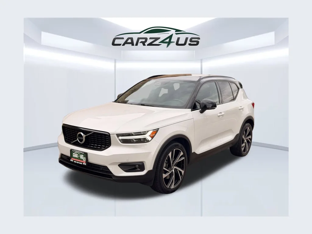 2021 Volvo XC40